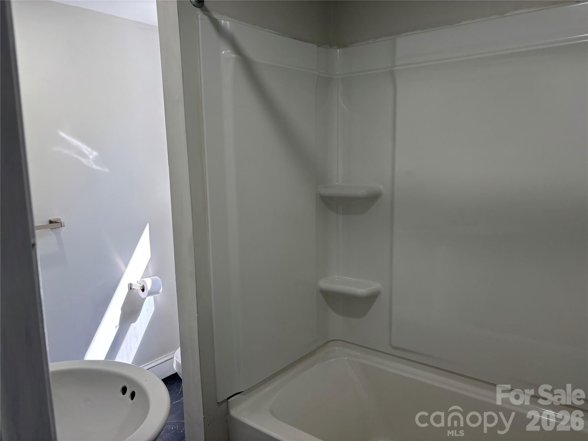 162 Phillips Lane Property Photo 14