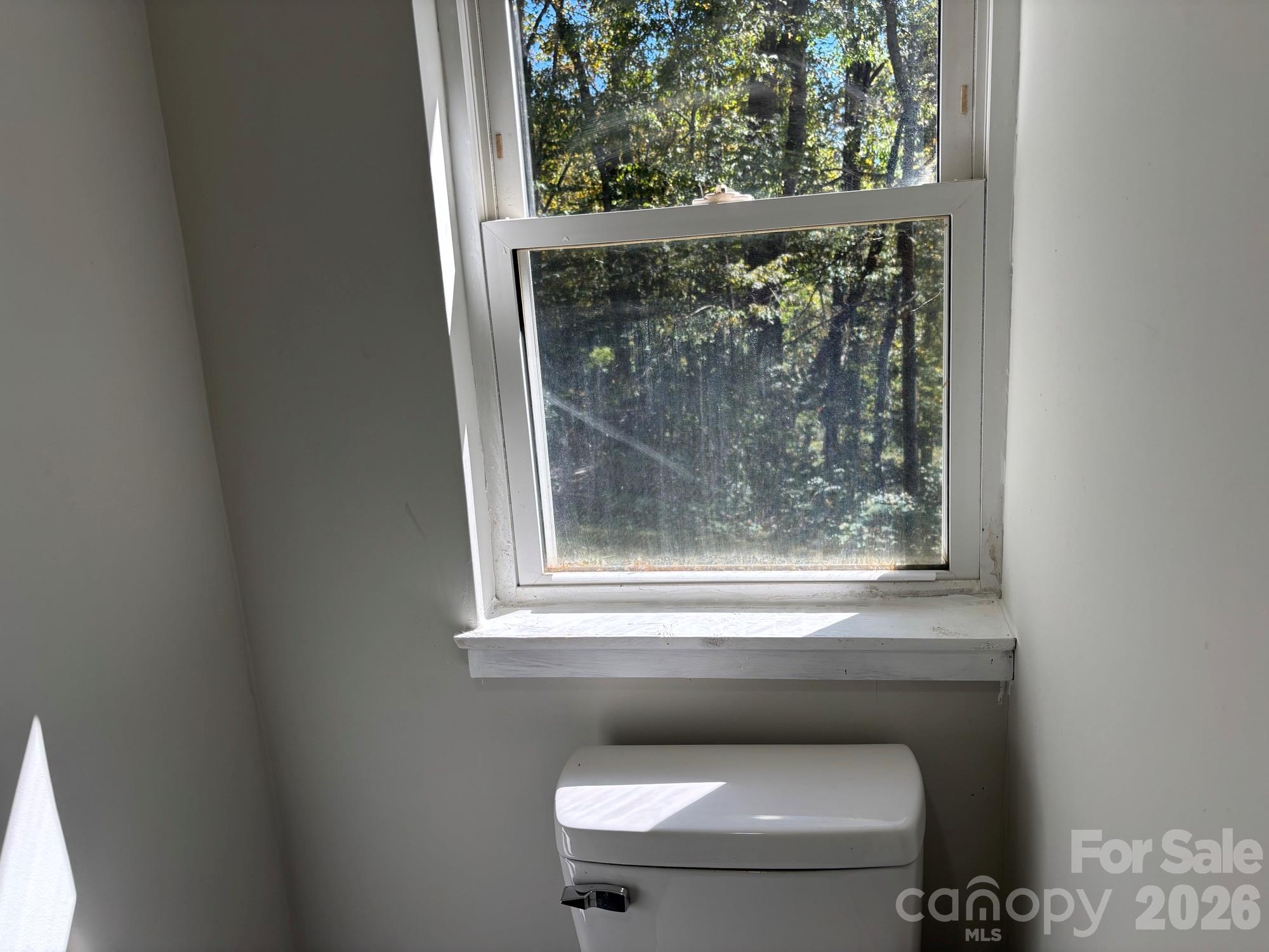162 Phillips Lane Property Photo 15