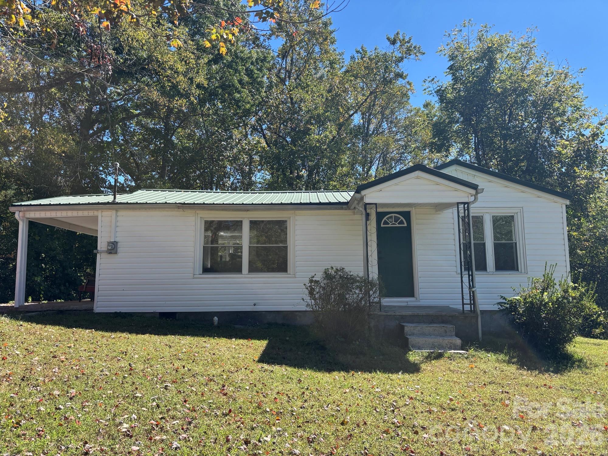162 Phillips Lane Property Photo 17