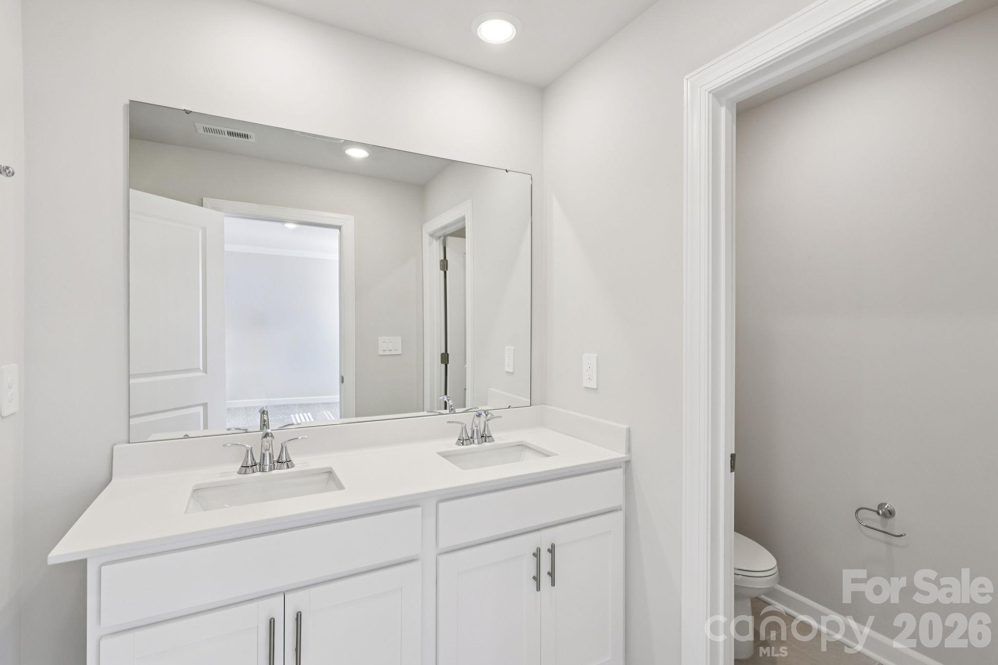 8009 Hidden Springs Trail Property Photo 25