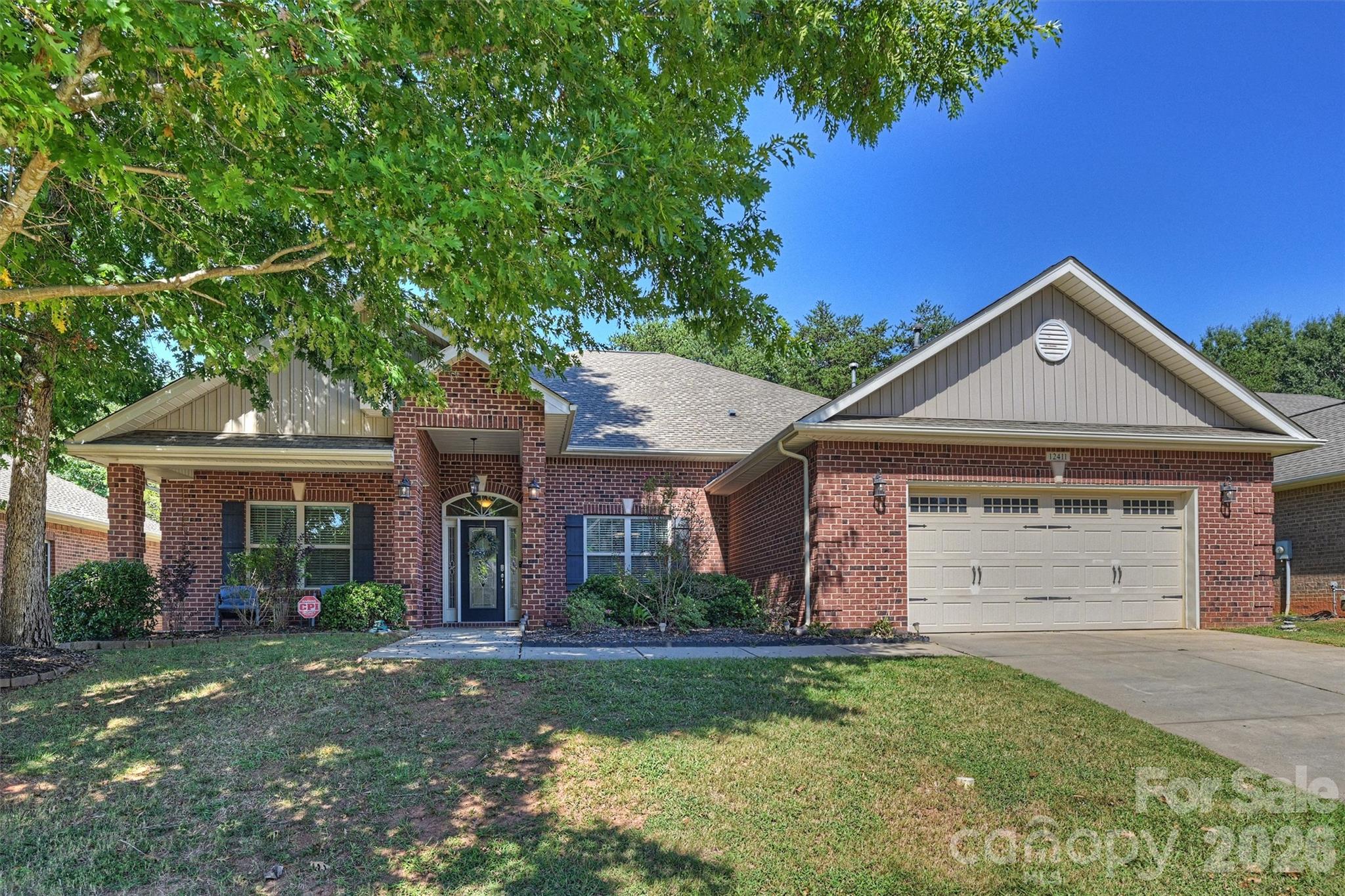 12411 Pine Terrace Court Property Photo