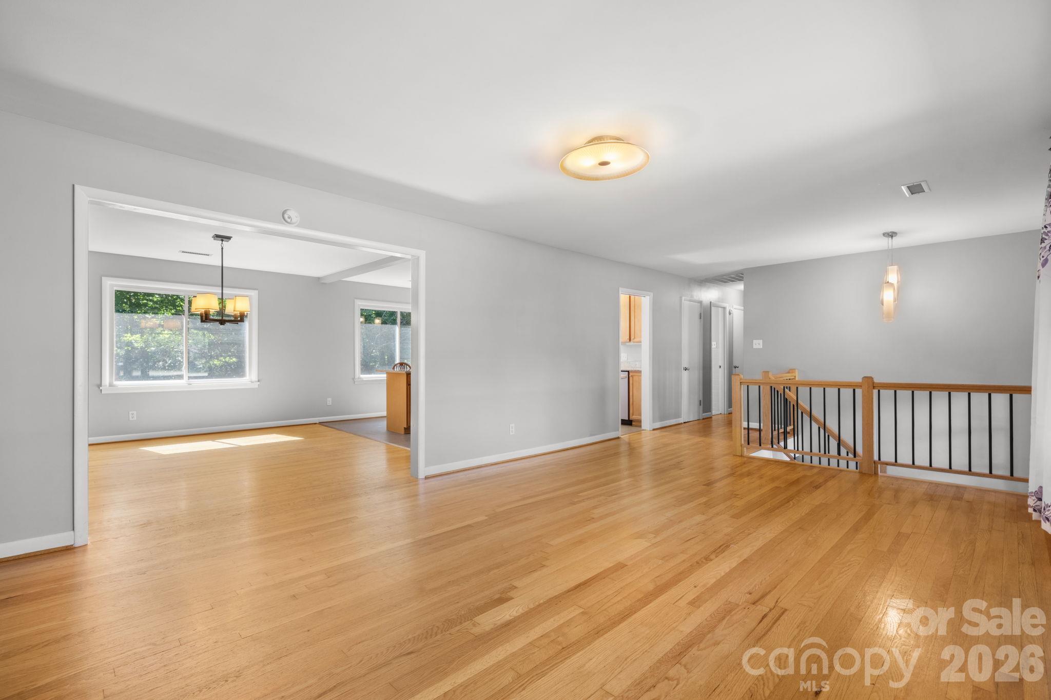 267 25th Avenue Property Photo 6