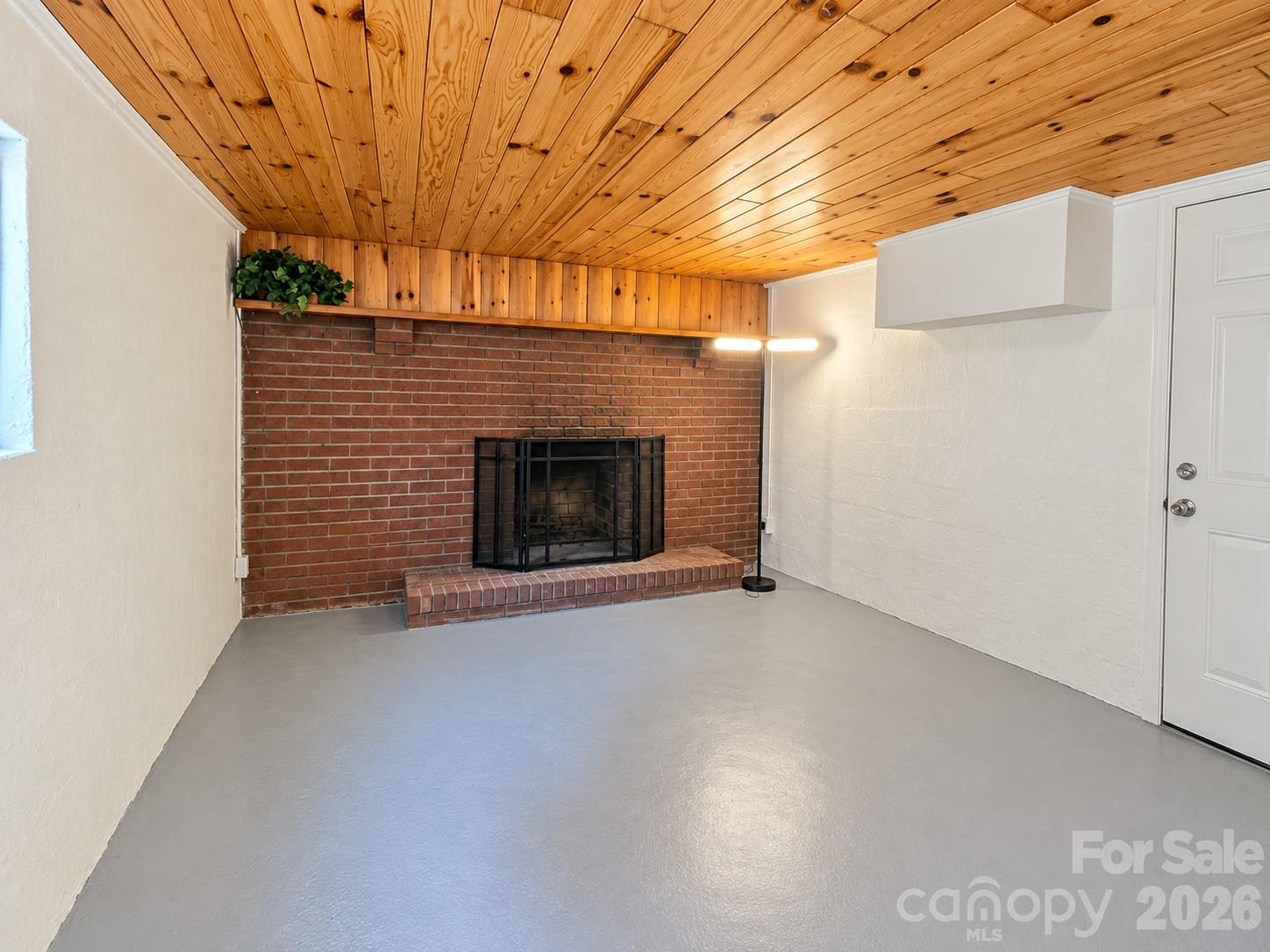 1627 W Lakewood Drive Property Photo 22