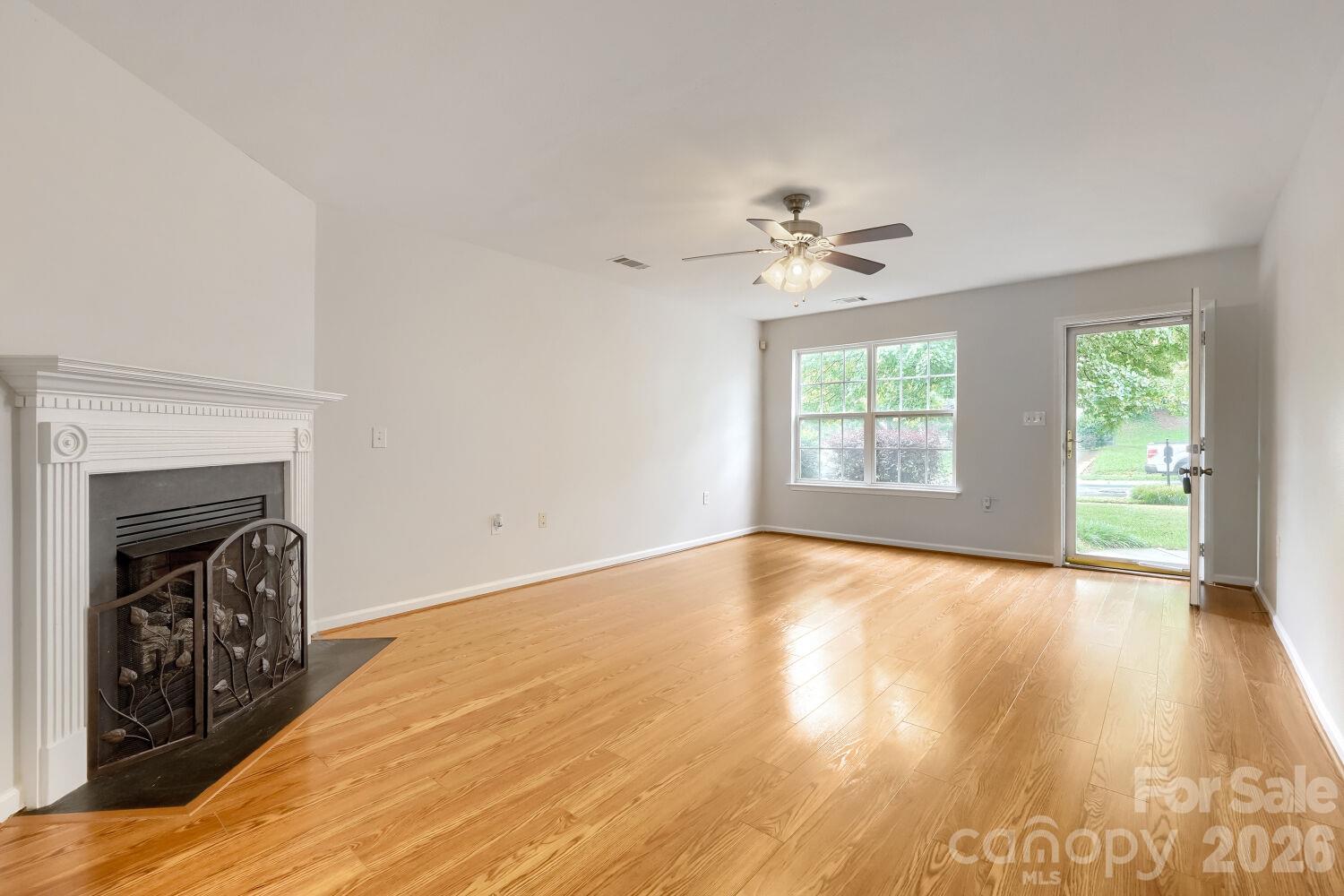 5135 Raspberry Knoll Drive Property Photo 5