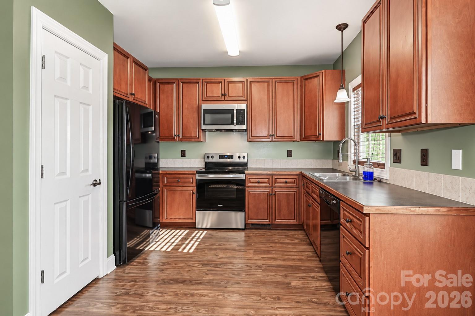 138 Westhaven Drive Property Photo 10