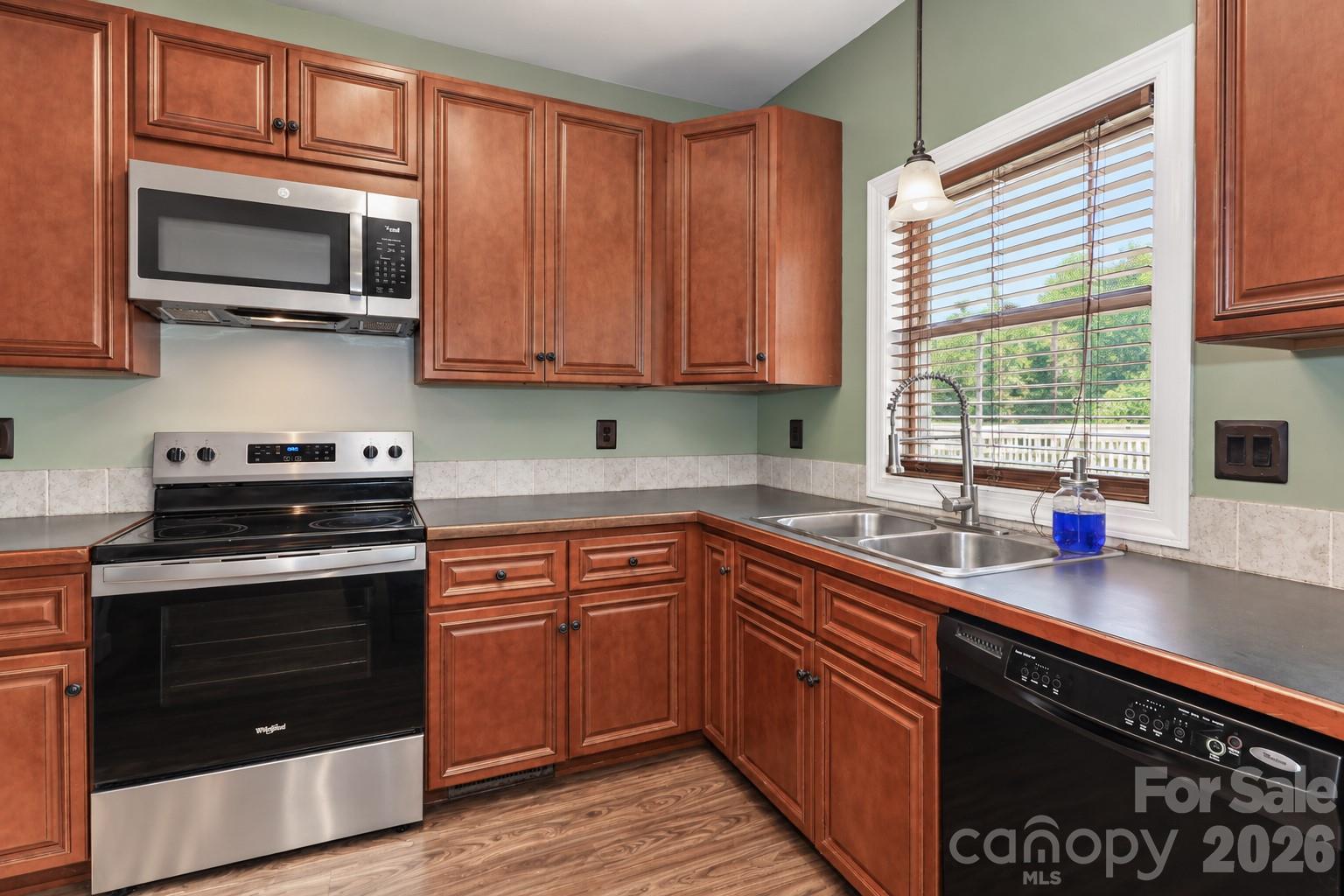 138 Westhaven Drive Property Photo 11