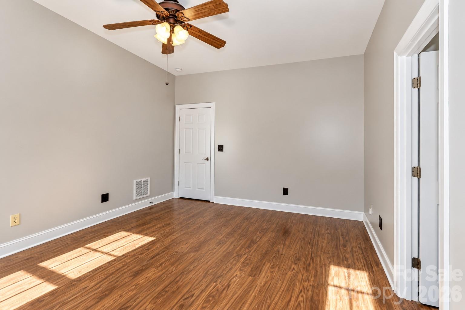 138 Westhaven Drive Property Photo 14