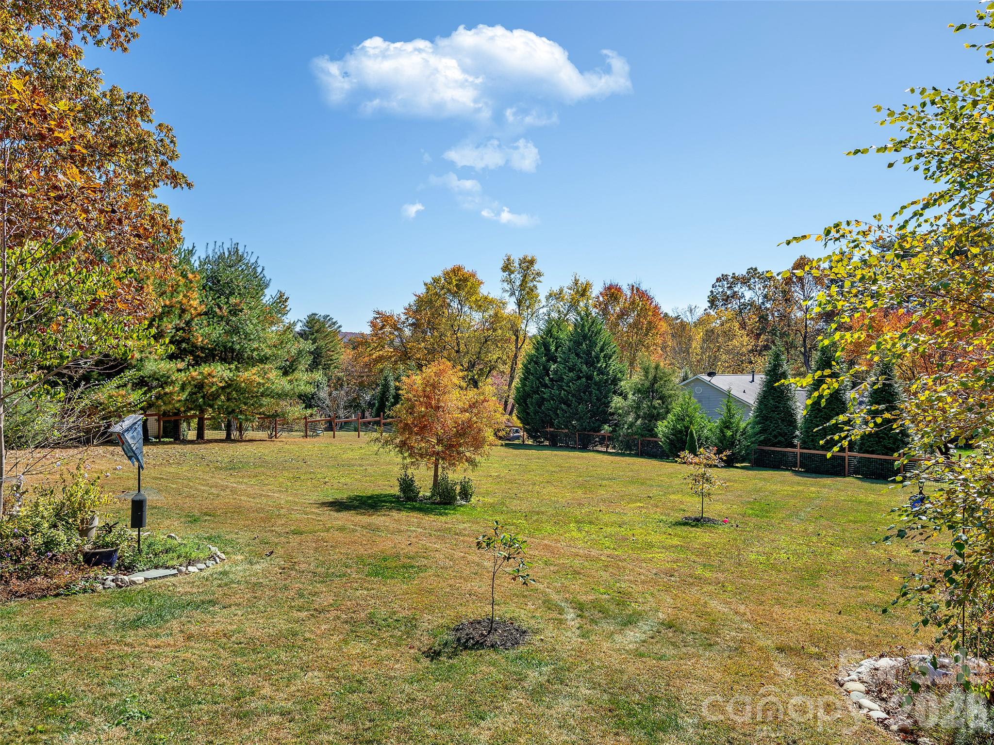 23 Old Applewood Lane Property Photo 30