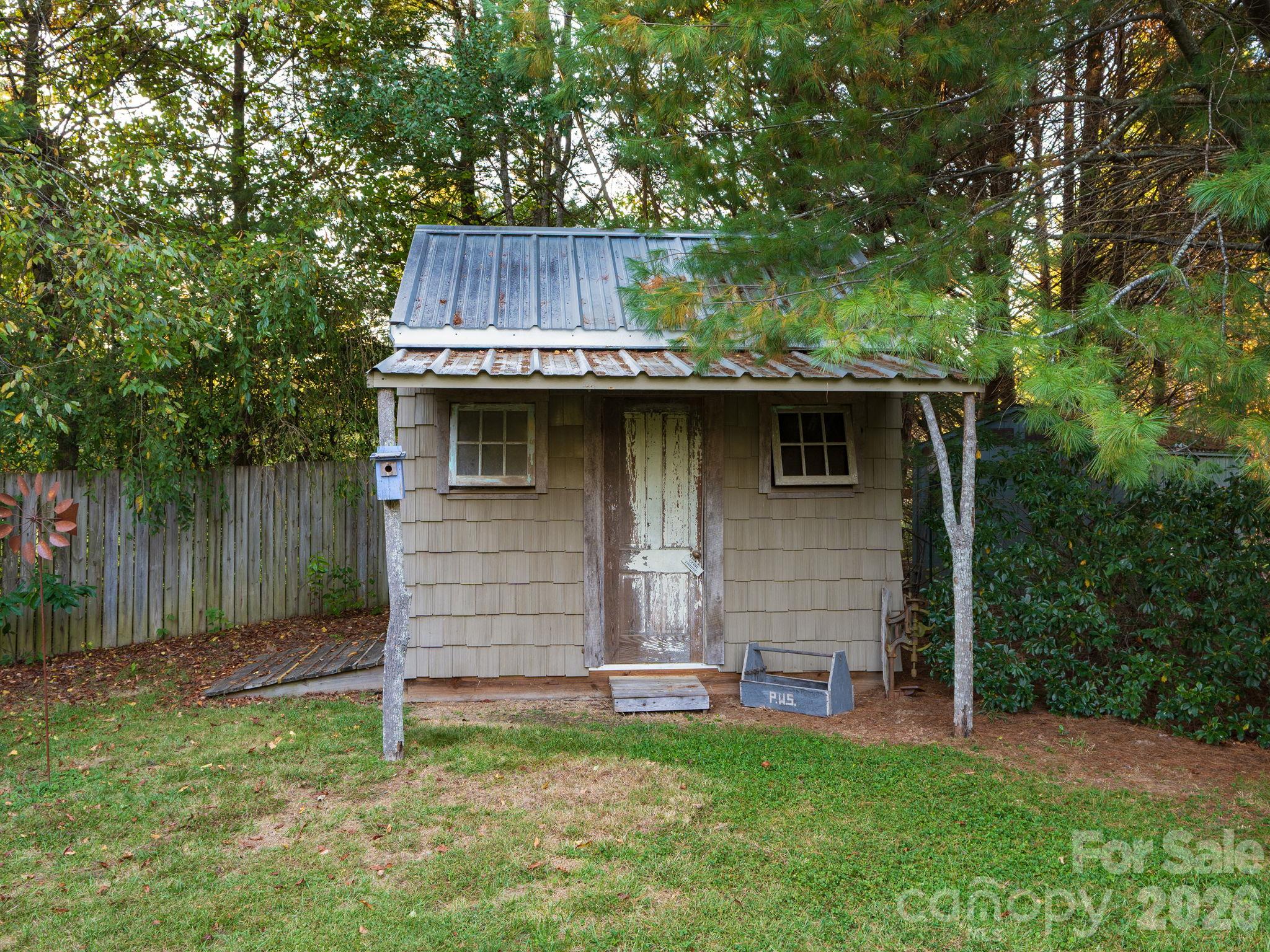 23 Old Applewood Lane Property Photo 31