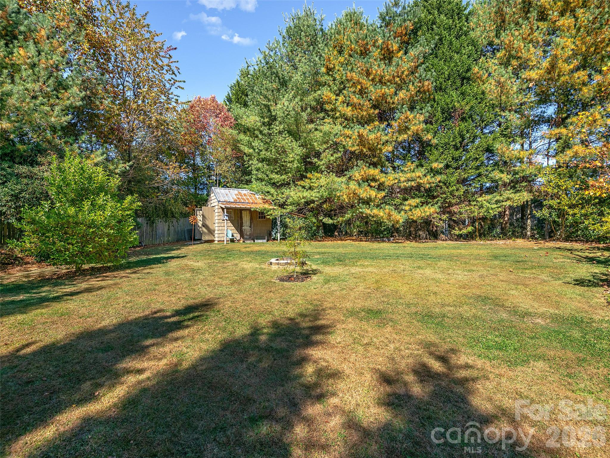 23 Old Applewood Lane Property Photo 32