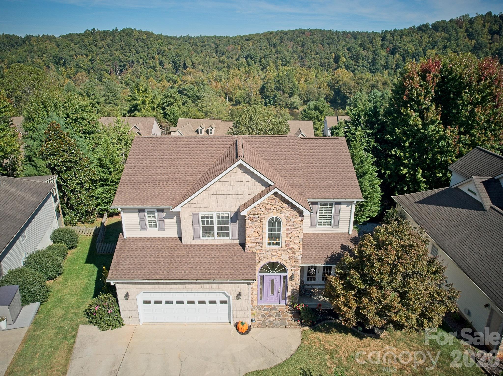 230 Rivercrest Boulevard Property Photo 2