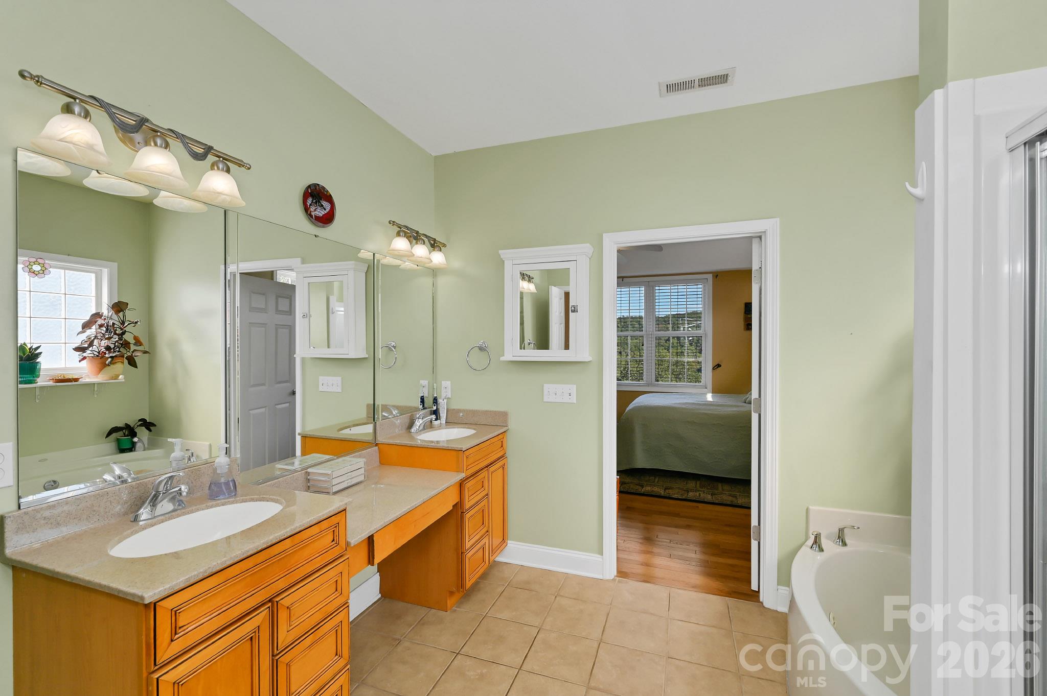 230 Rivercrest Boulevard Property Photo 15