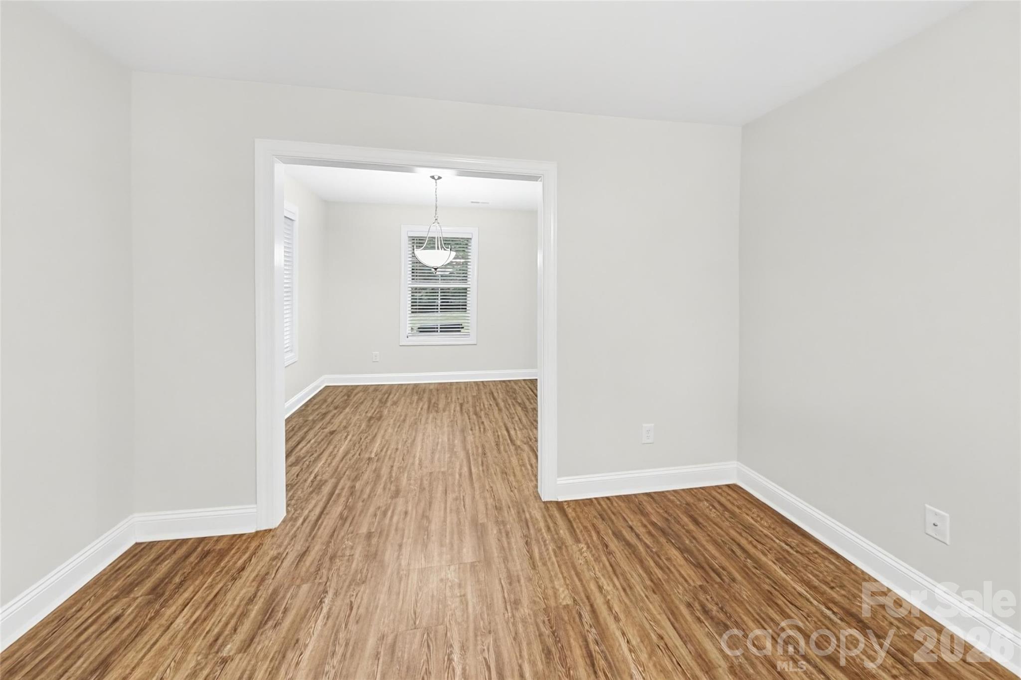 1037 Gaither Place Property Photo 4