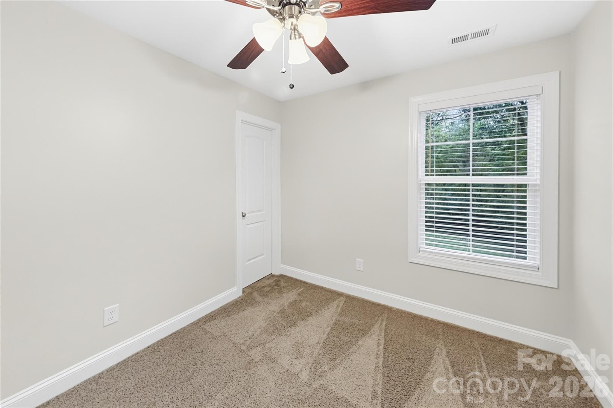 1037 Gaither Place Property Photo 10