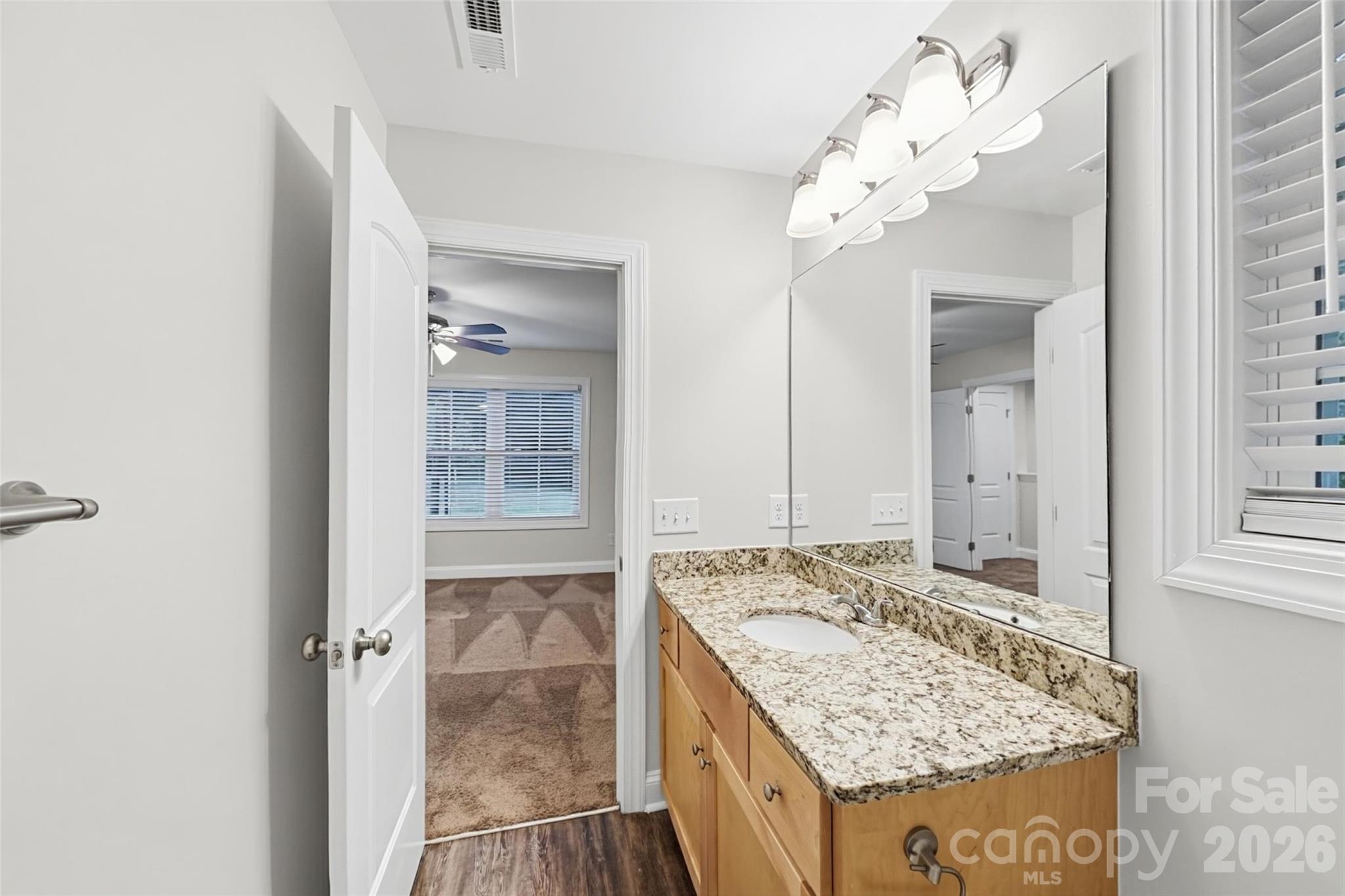 1037 Gaither Place Property Photo 12