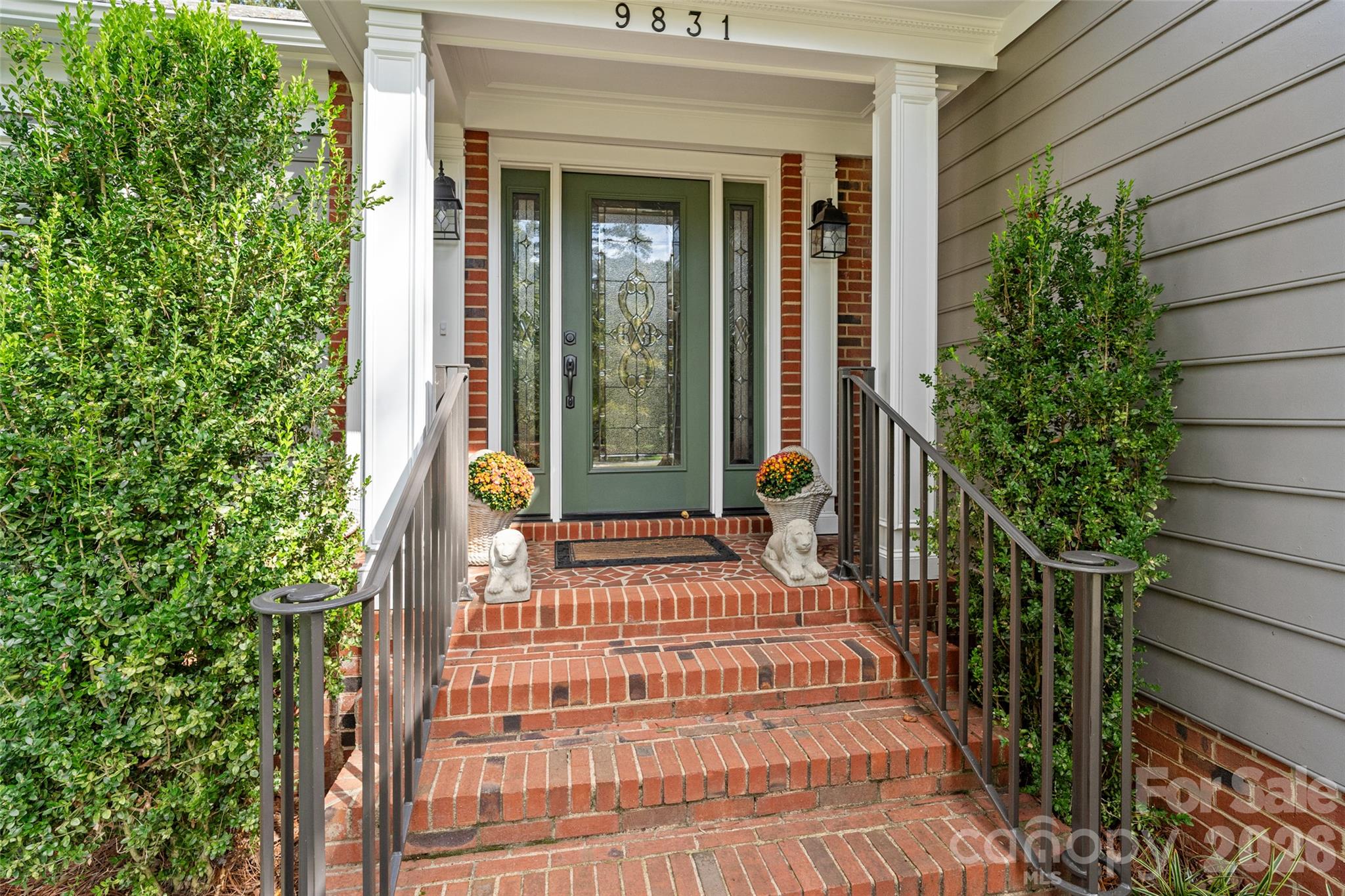 9831 Spring Harvest Drive Property Photo 7
