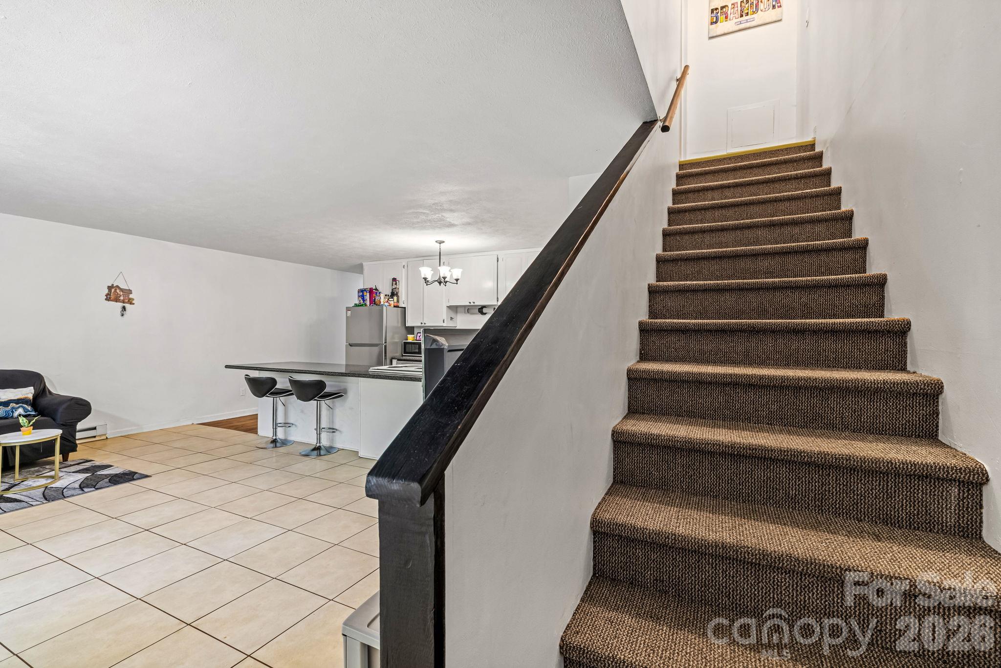 487 N Country Club Drive Property Photo 21