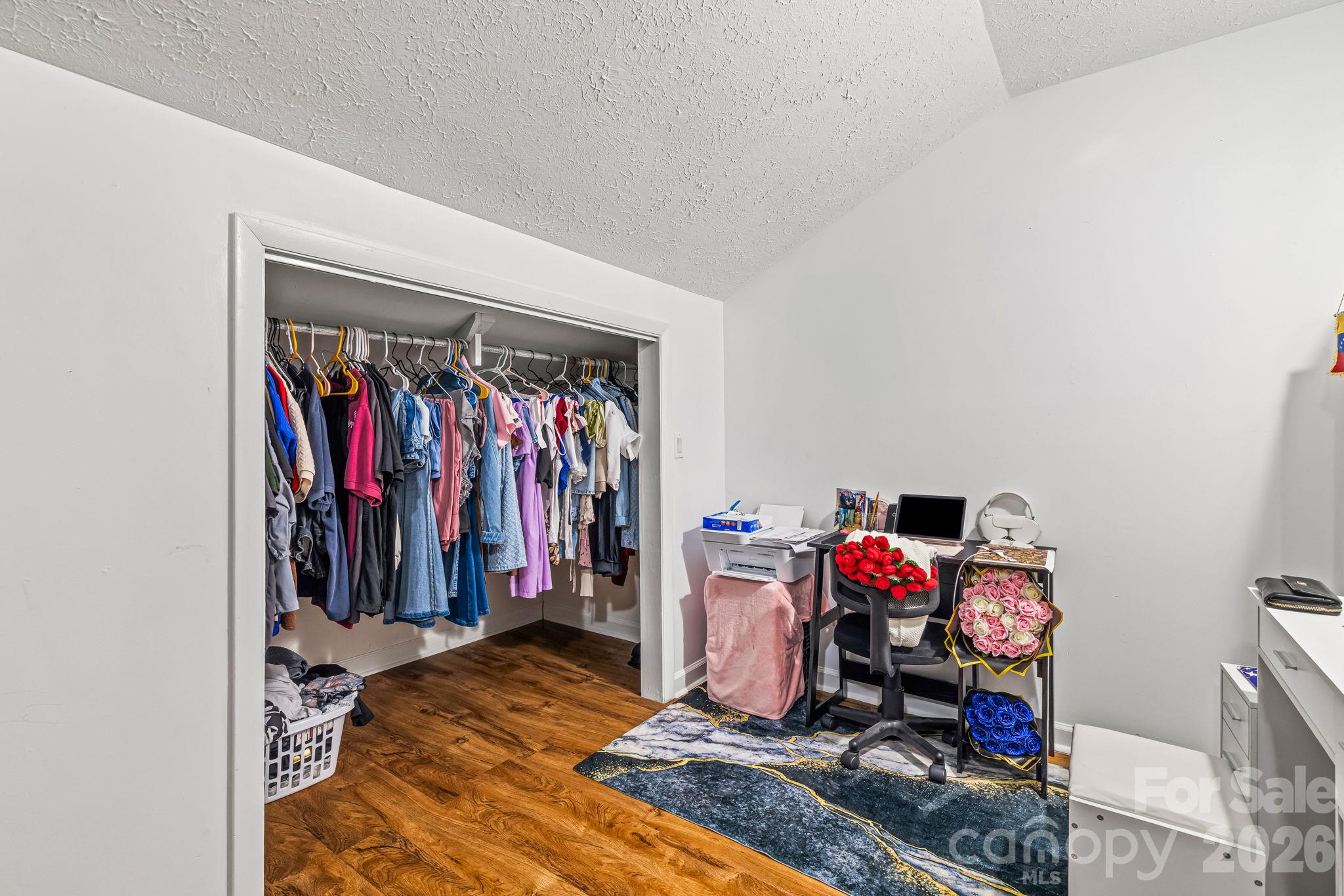 487 N Country Club Drive Property Photo 24