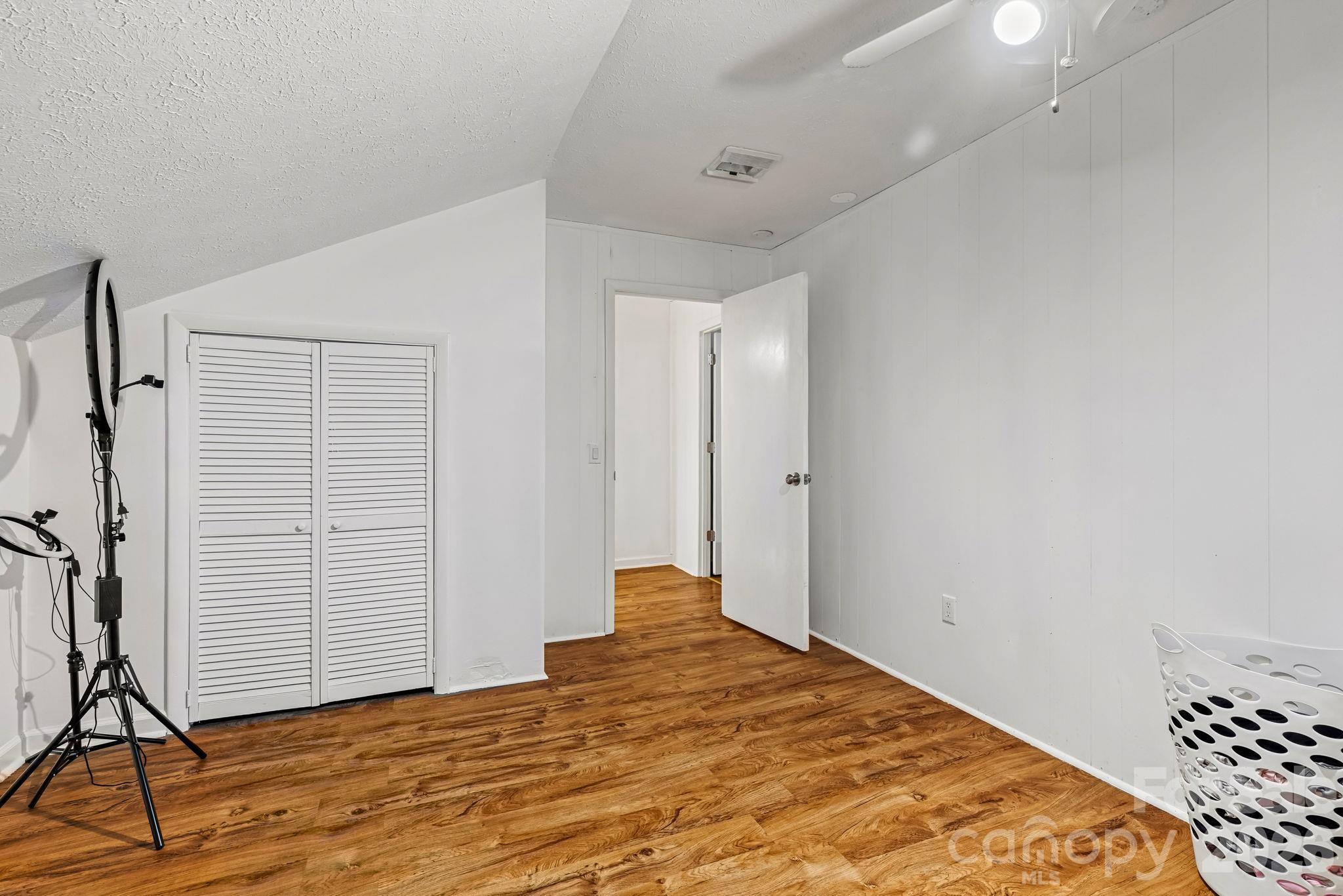 487 N Country Club Drive Property Photo 29