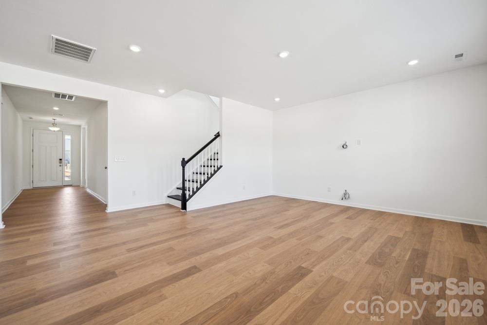 18222 Torchbearer Lane Property Photo 8