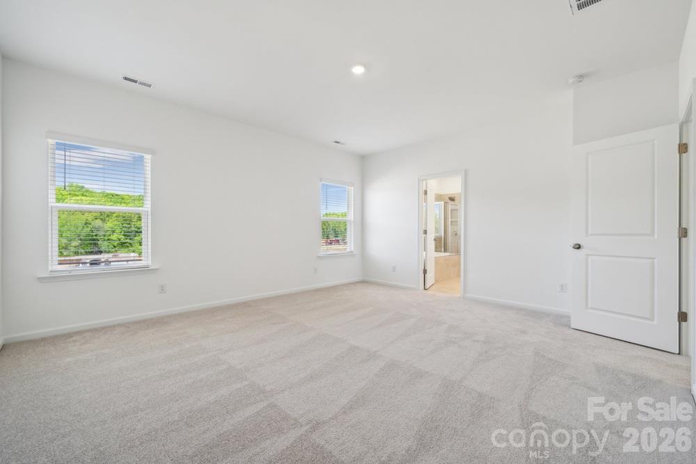 18222 Torchbearer Lane Property Photo 10