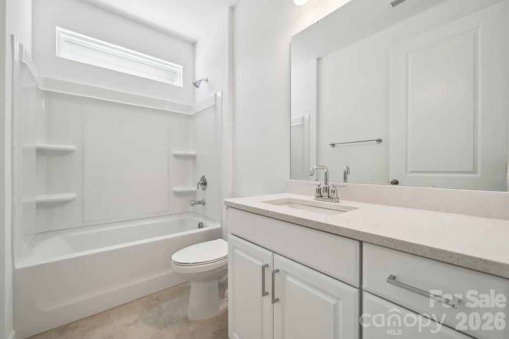 18222 Torchbearer Lane Property Photo 13