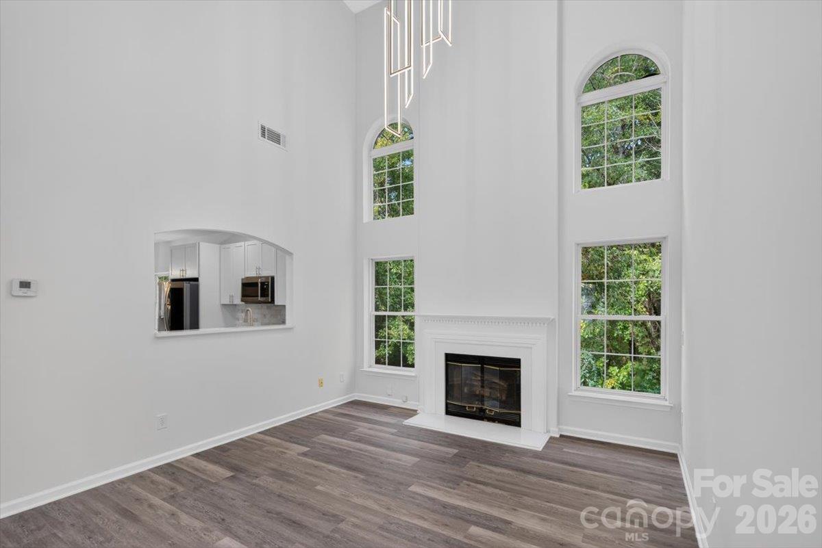 2536 Thornfield Road Property Photo 11
