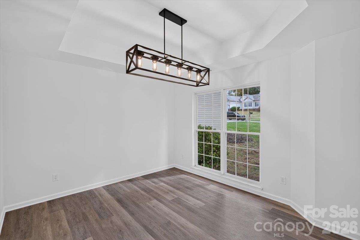 2536 Thornfield Road Property Photo 13