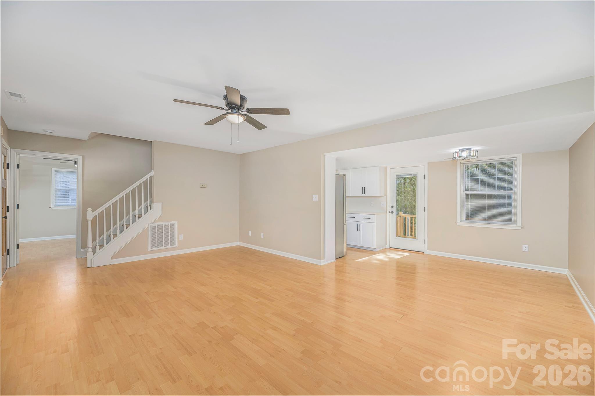 17 Sheridan Road Property Photo 8