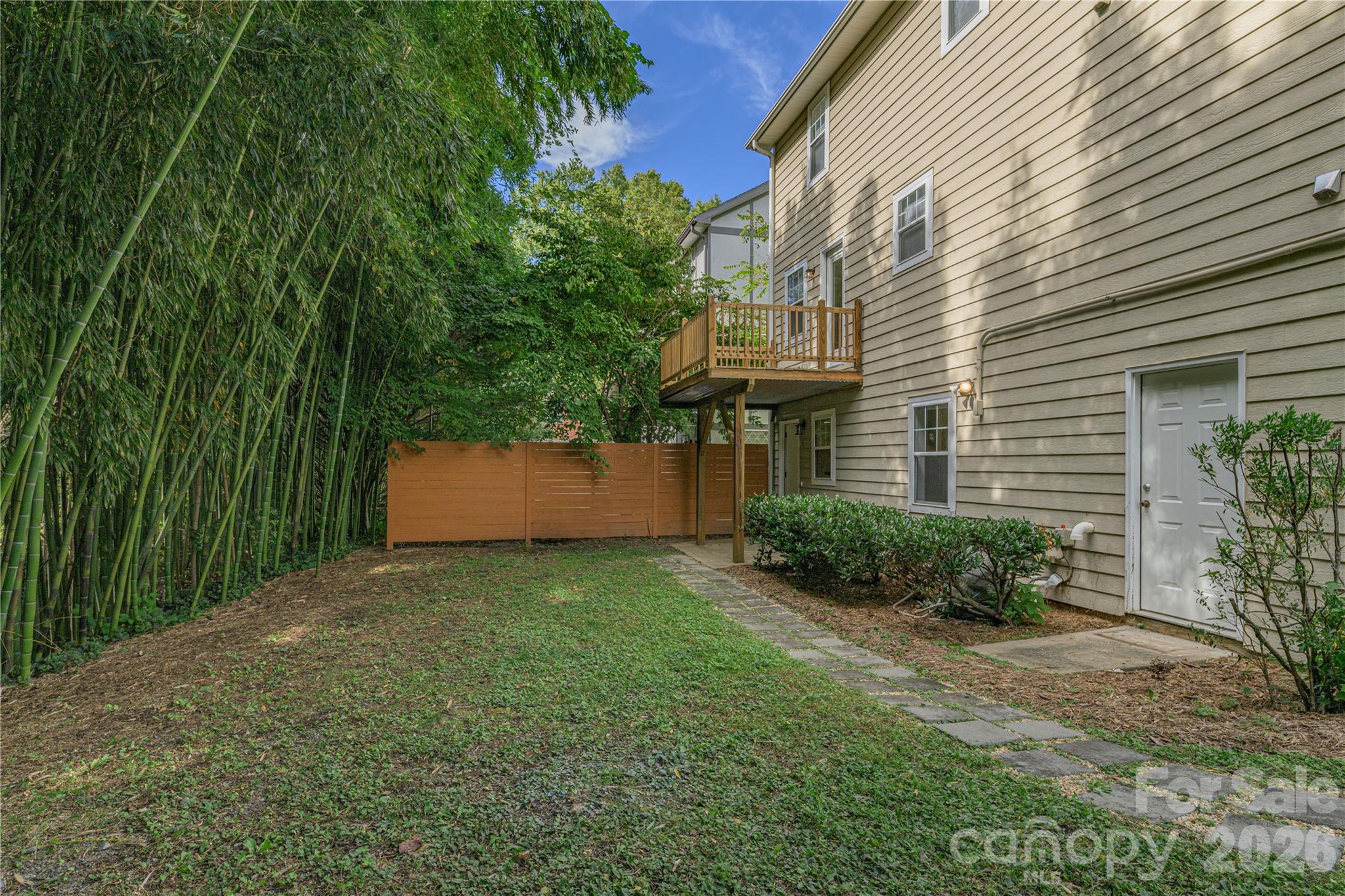 17 Sheridan Road Property Photo 28