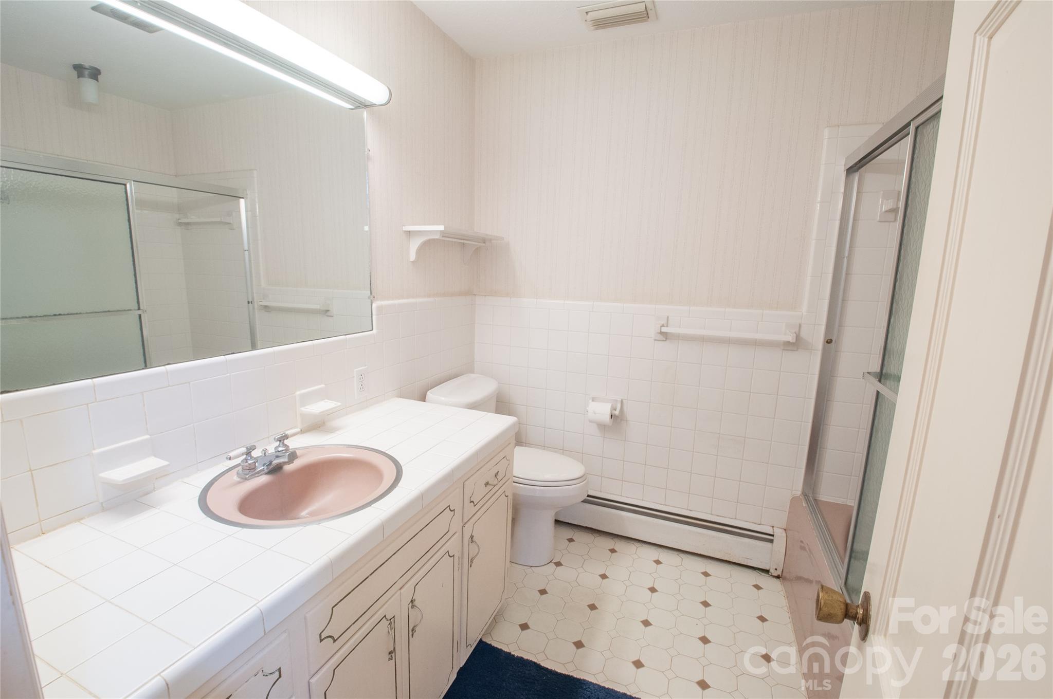 2607 Montgomery Drive Property Photo 5