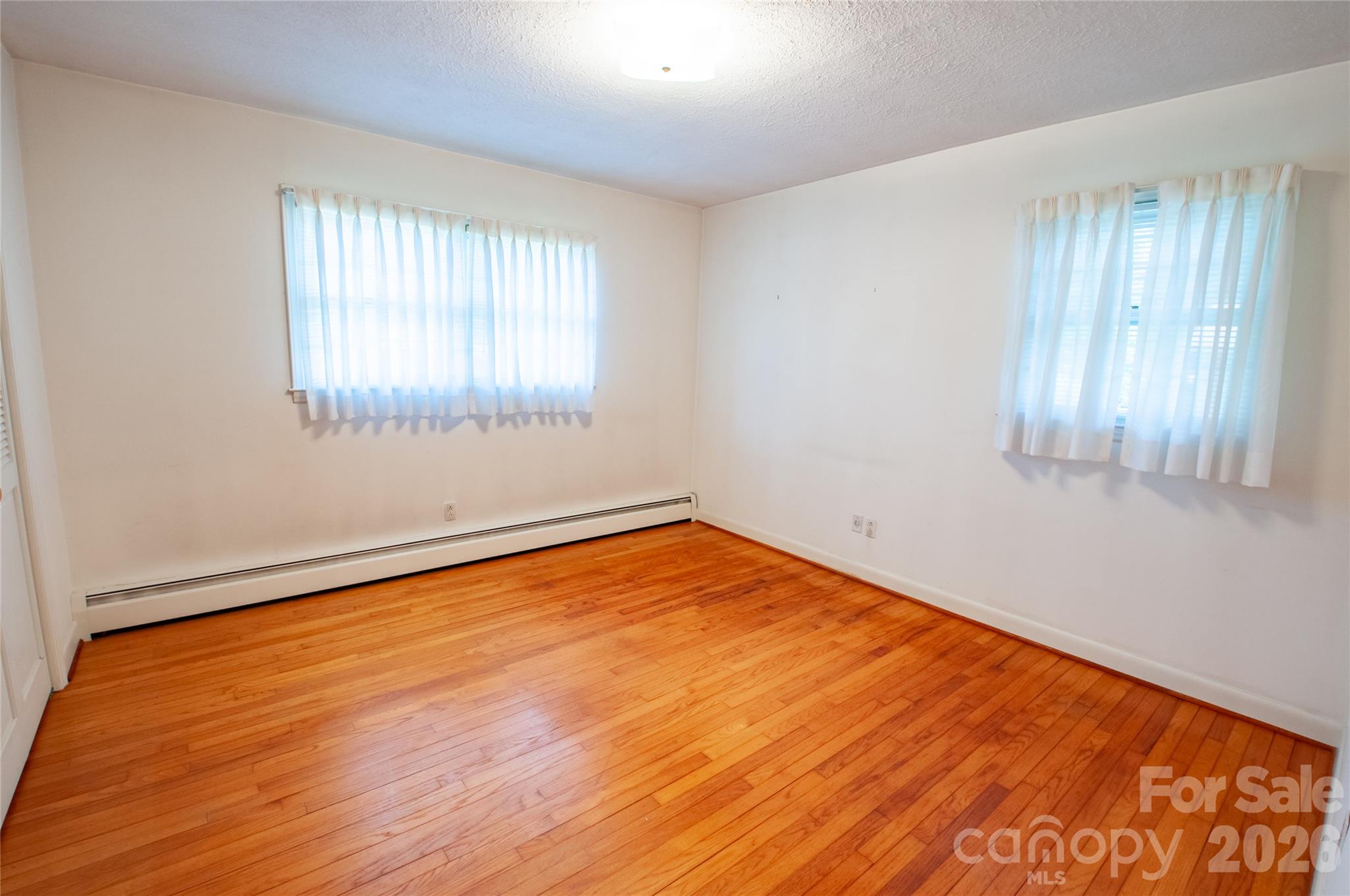 2607 Montgomery Drive Property Photo 6