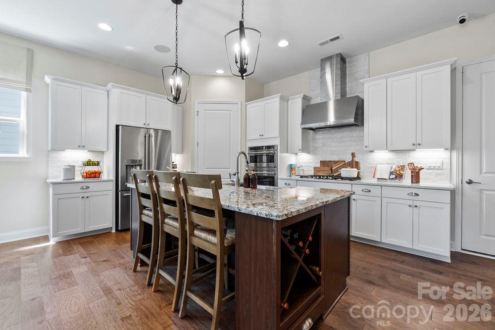17023 Walker Wylie Drive Property Photo 2