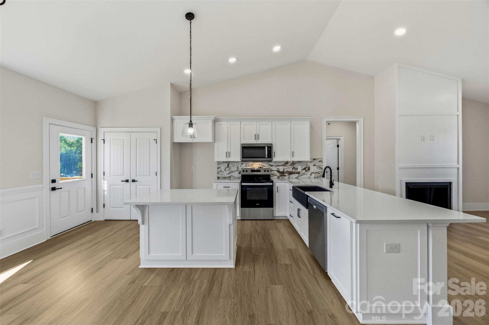 120 Brat Way Property Photo 11