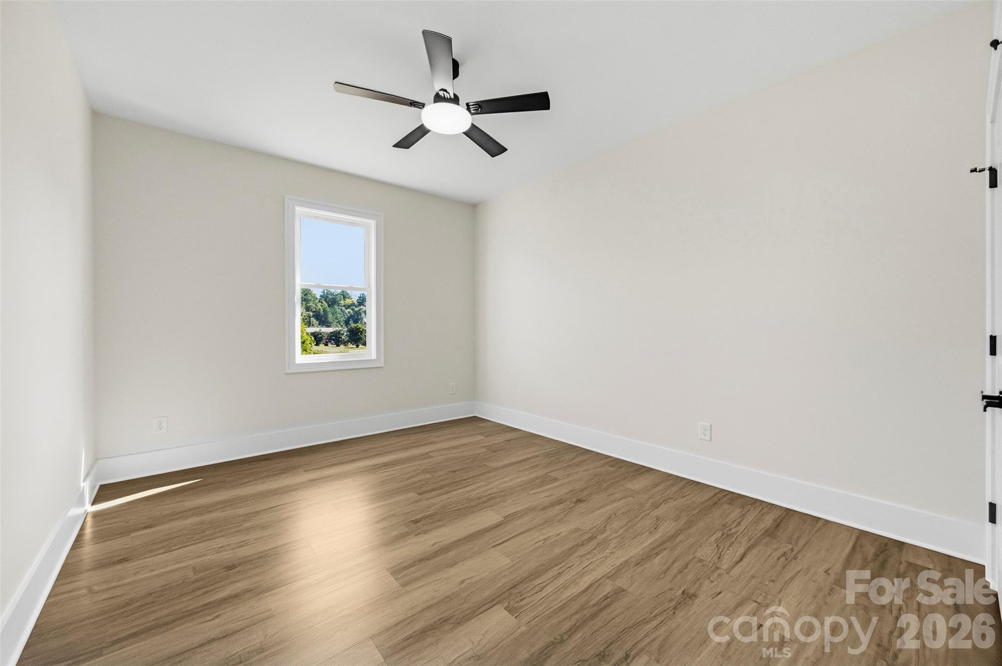 120 Brat Way Property Photo 31