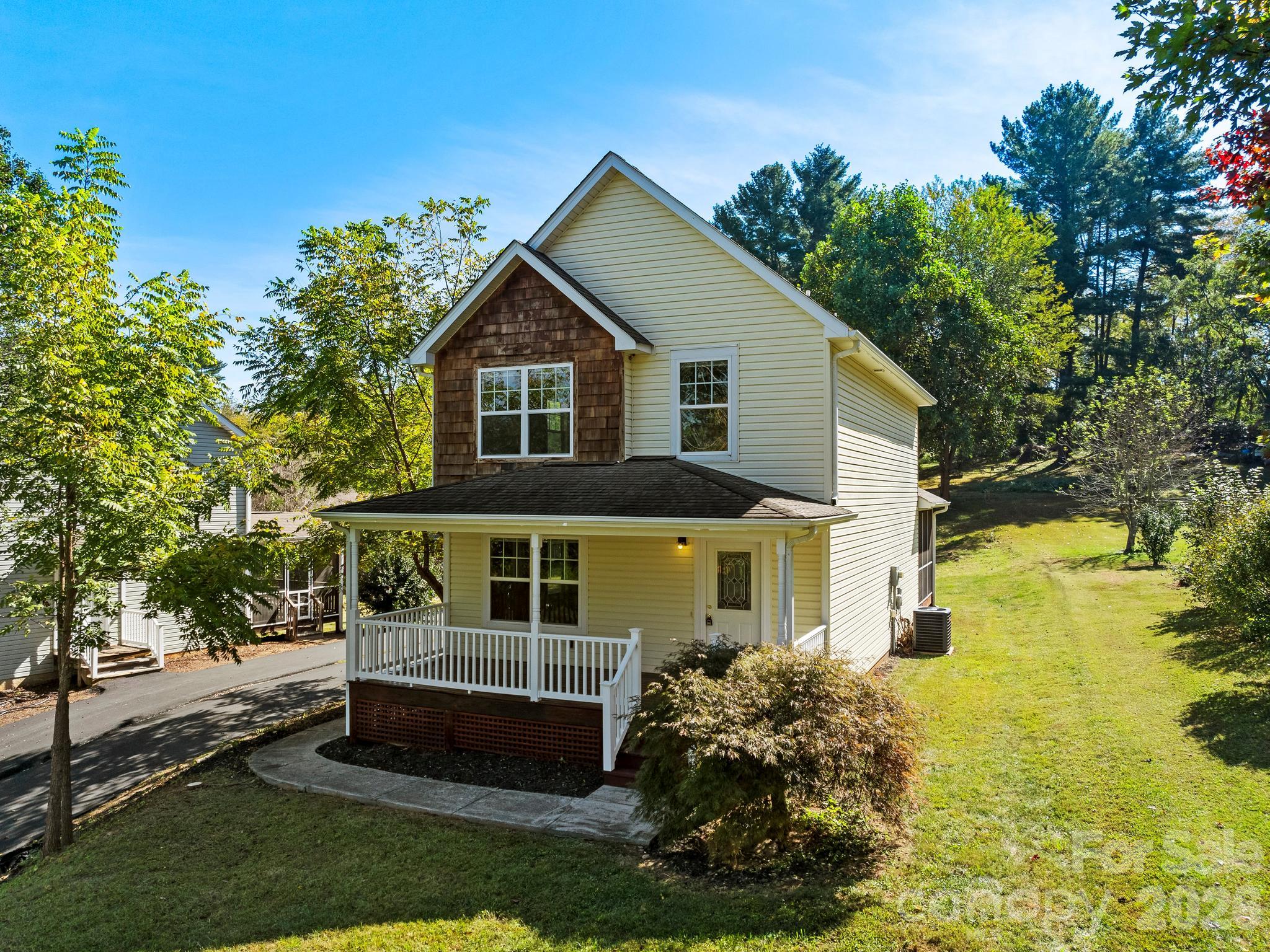 81 Crayton Road Property Photo 3