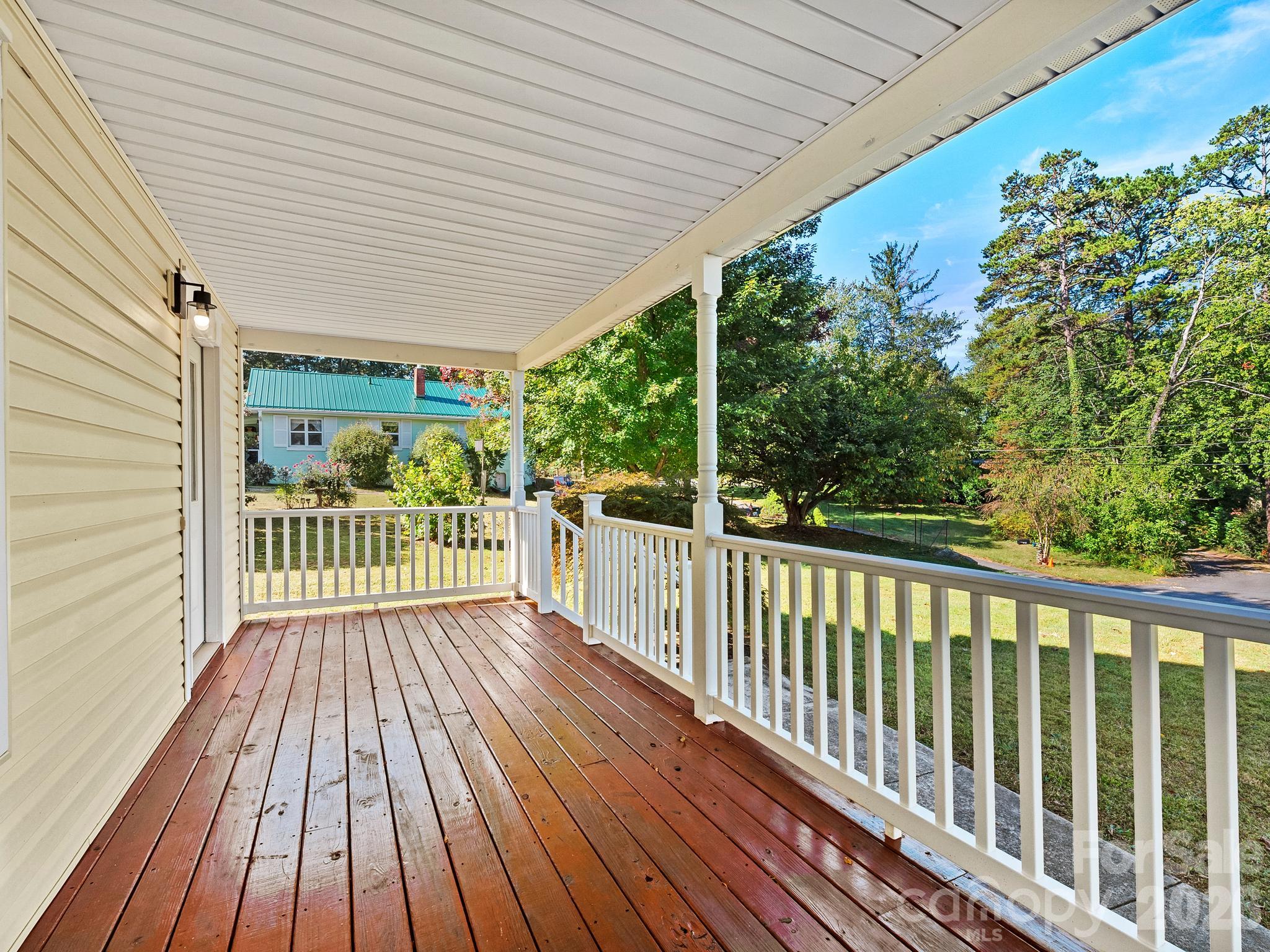 81 Crayton Road Property Photo 8