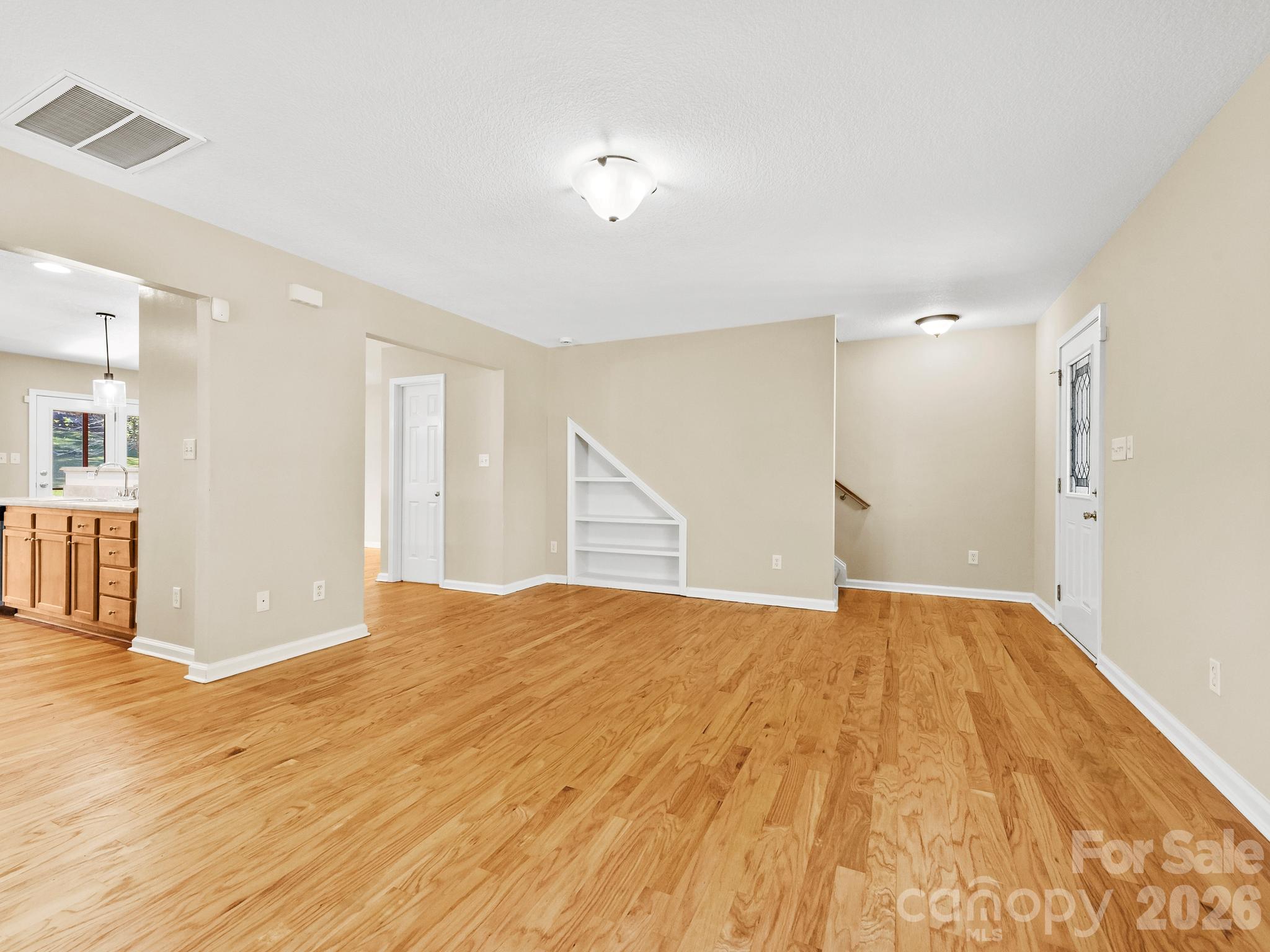 81 Crayton Road Property Photo 14