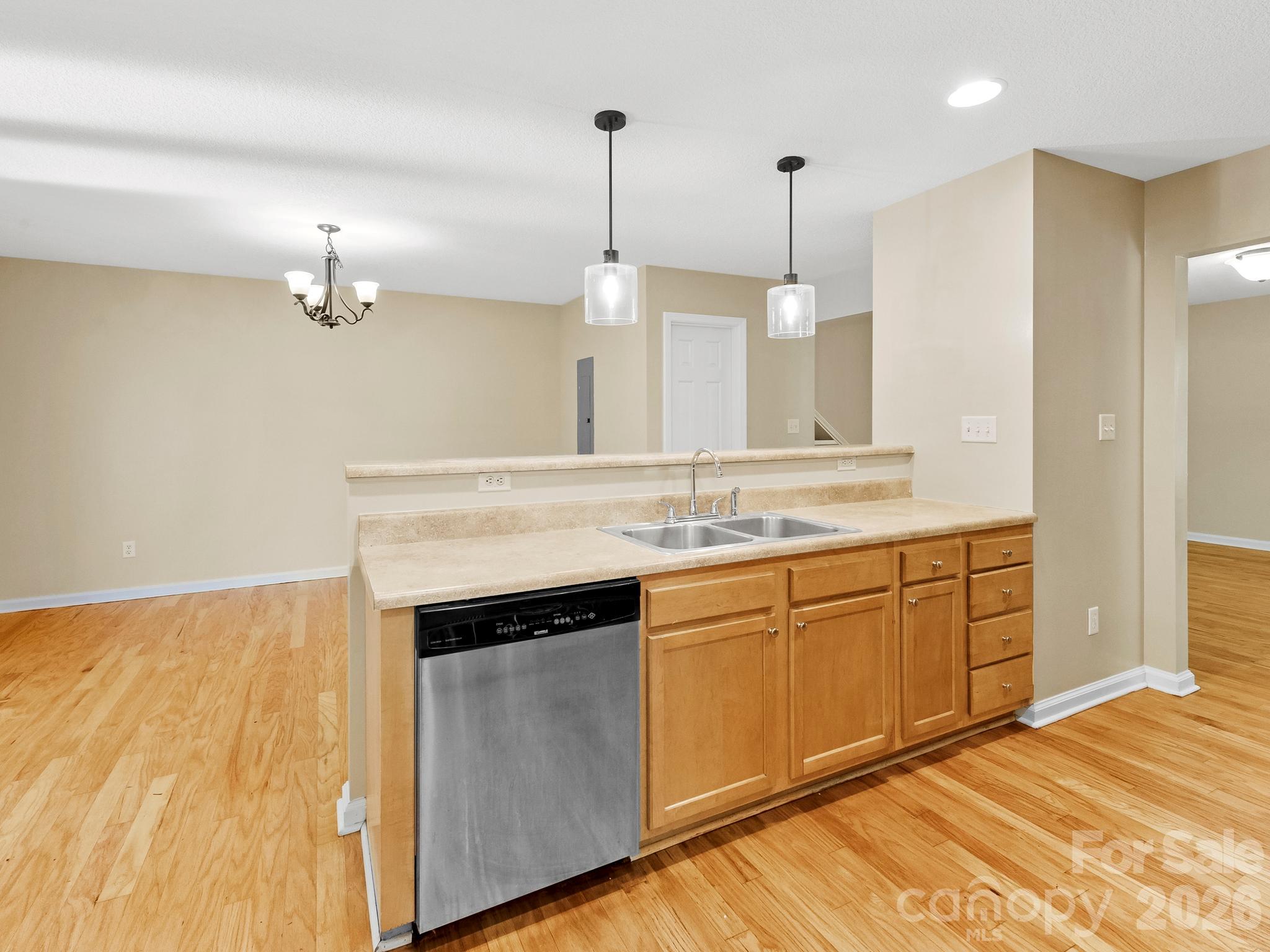81 Crayton Road Property Photo 17