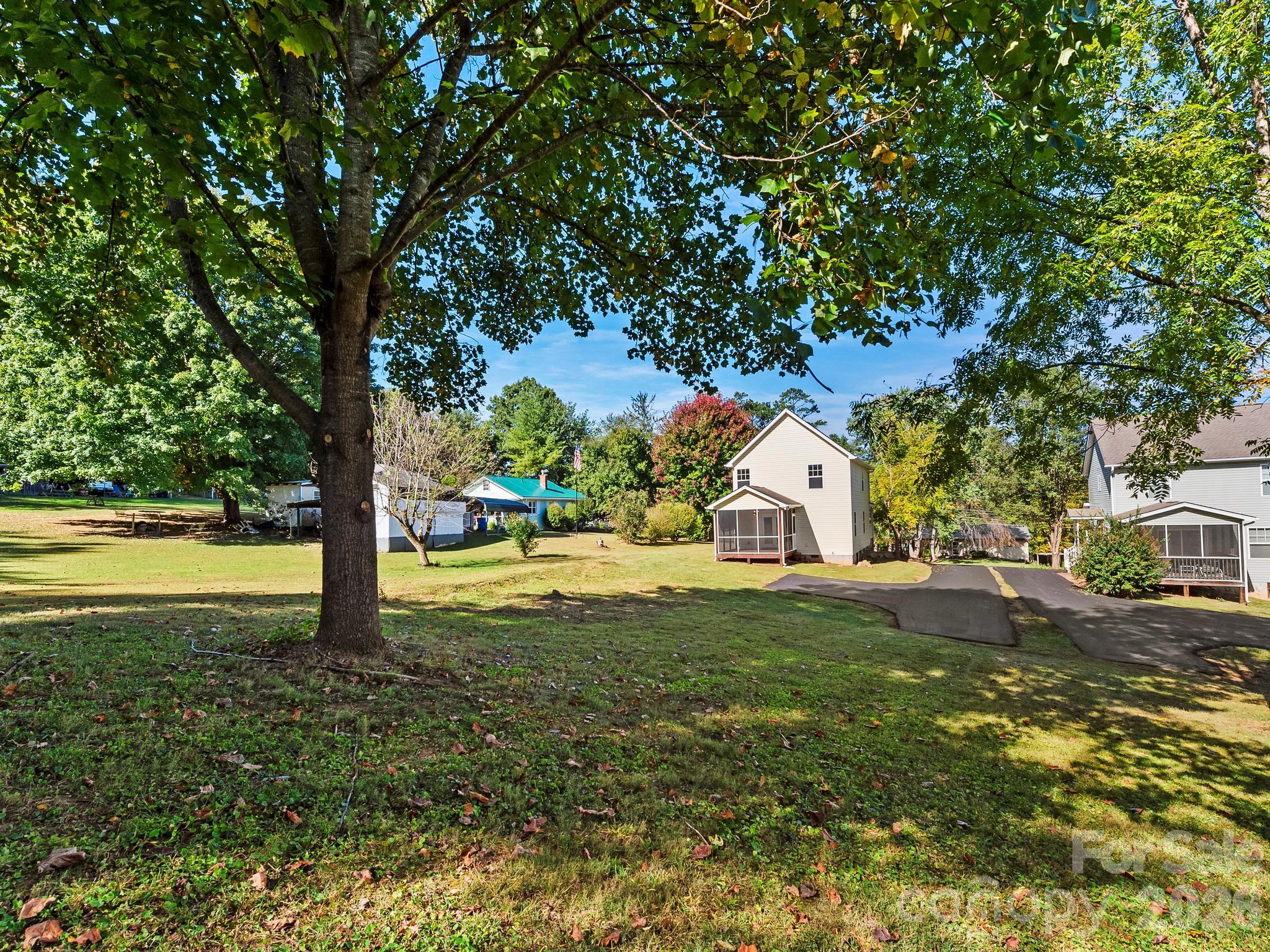81 Crayton Road Property Photo 33