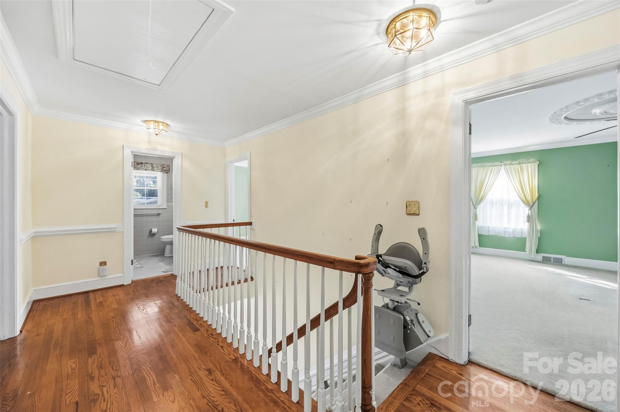 525 East Street Property Photo 13