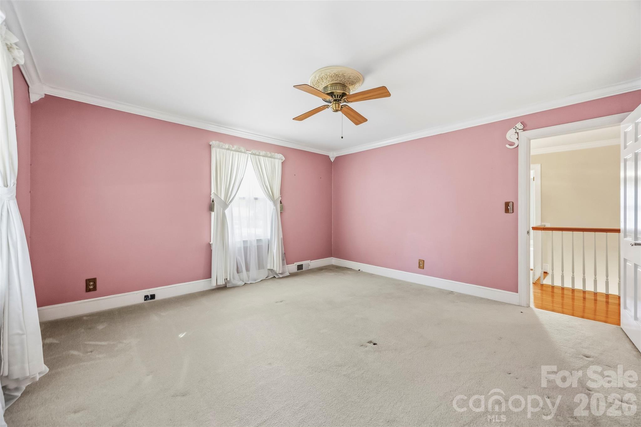 525 East Street Property Photo 24