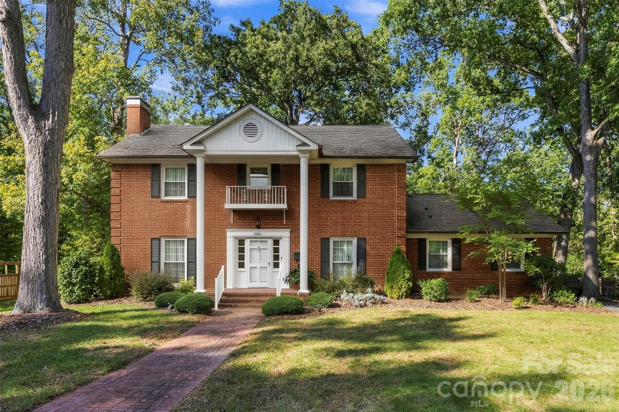 525 East Street Property Photo 43
