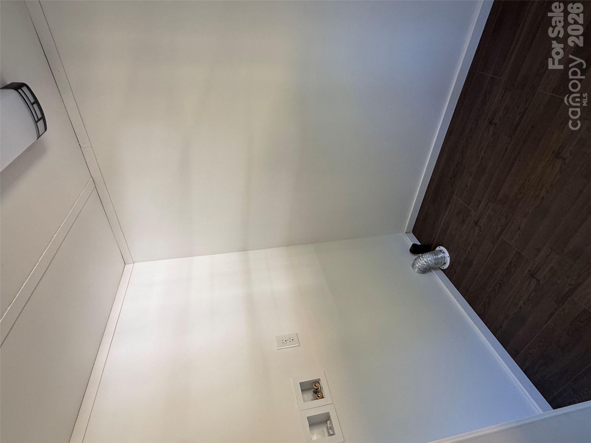 111 Rainbow Road Property Photo 7