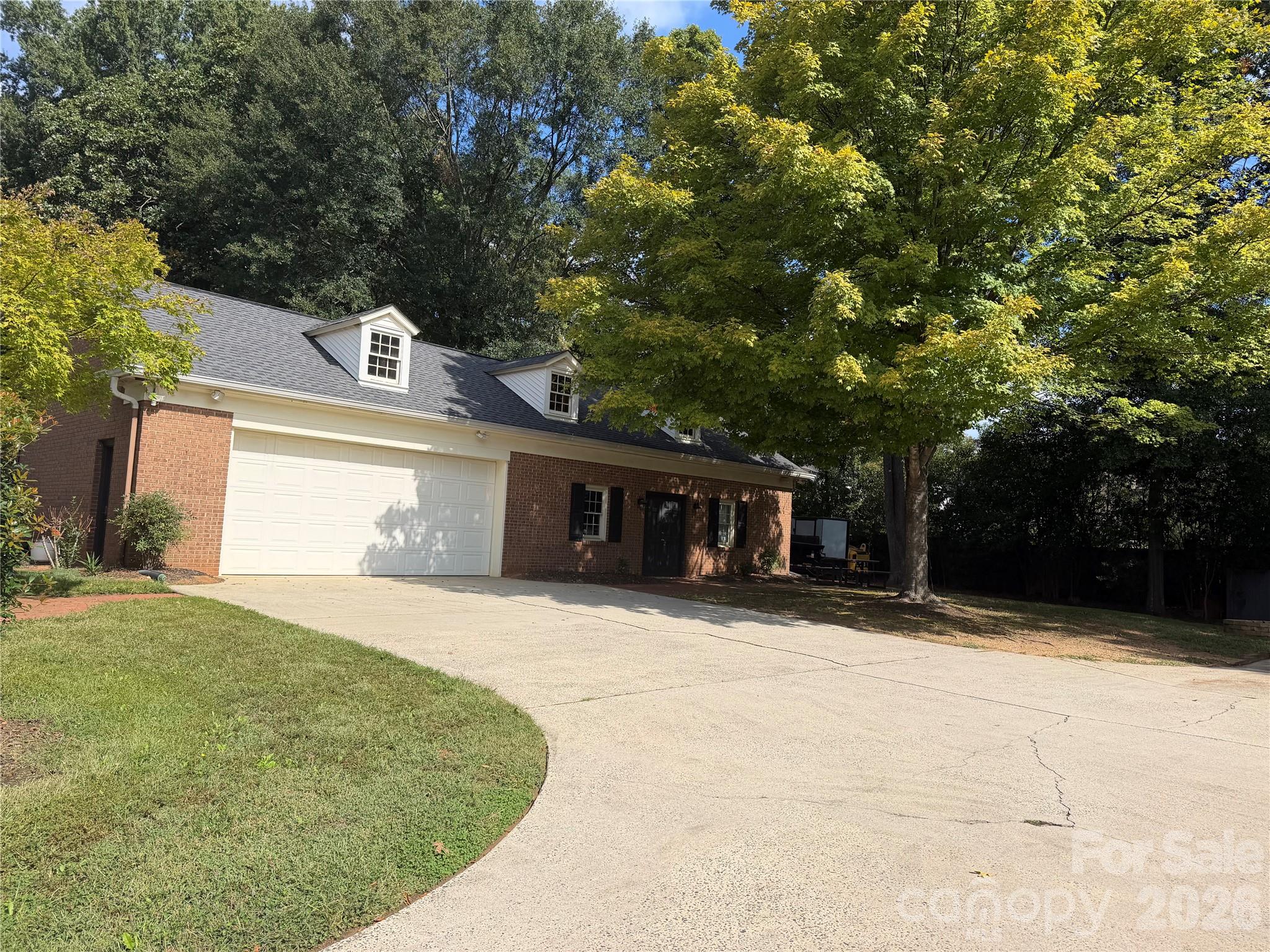 4533 Arborway Way Property Photo 6