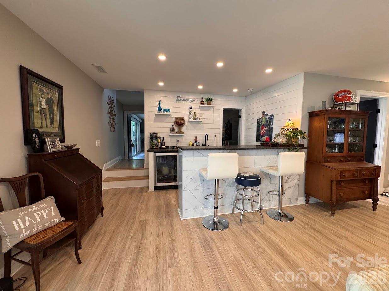 15800 Henry Lane Property Photo 17