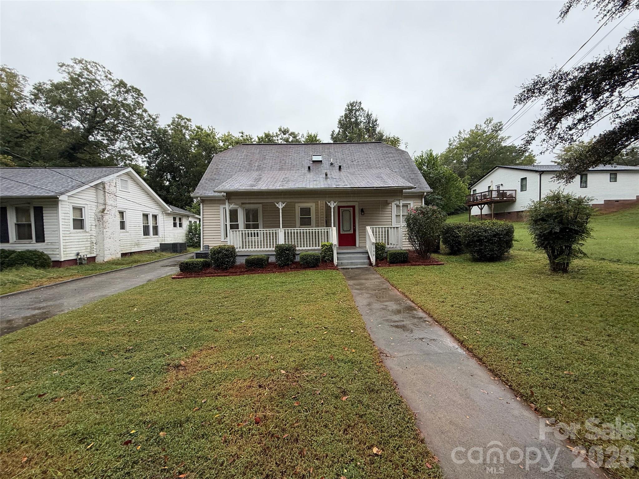 199 Vance Drive Property Photo 1