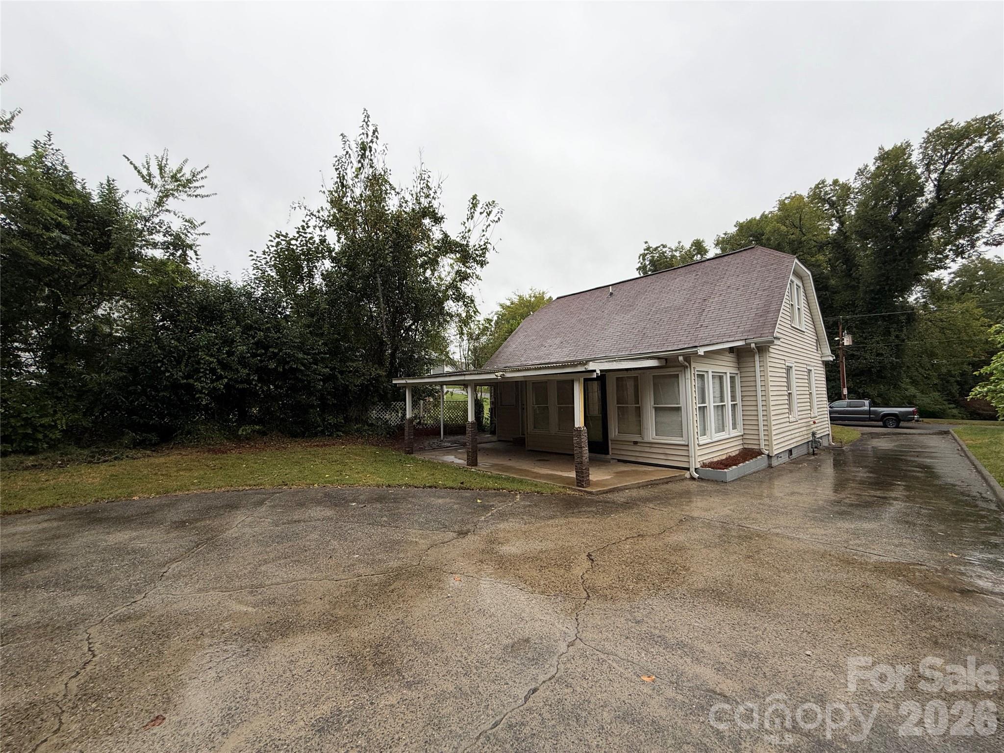 199 Vance Drive Property Photo 27