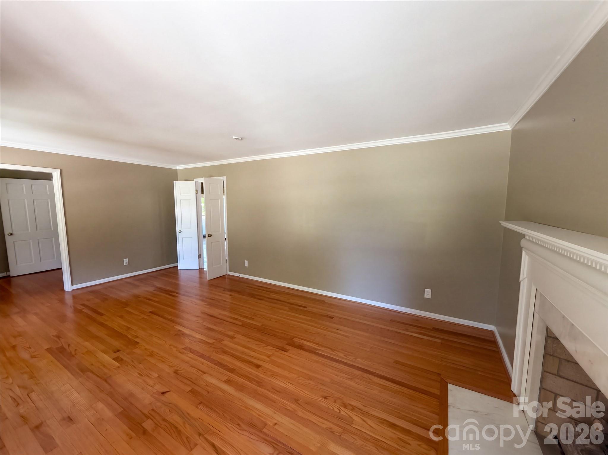 3309 Gardner Park Drive Property Photo 5