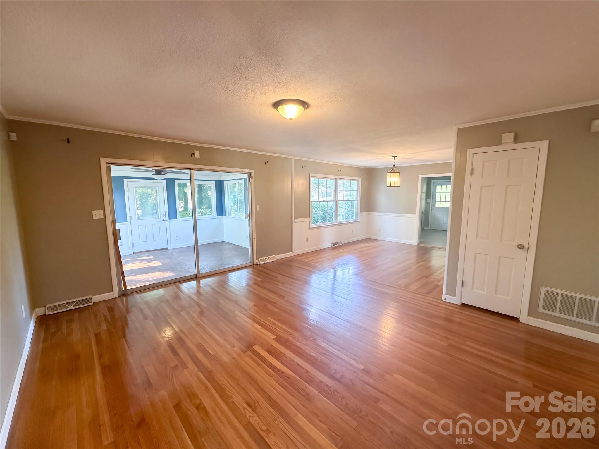 3309 Gardner Park Drive Property Photo 6
